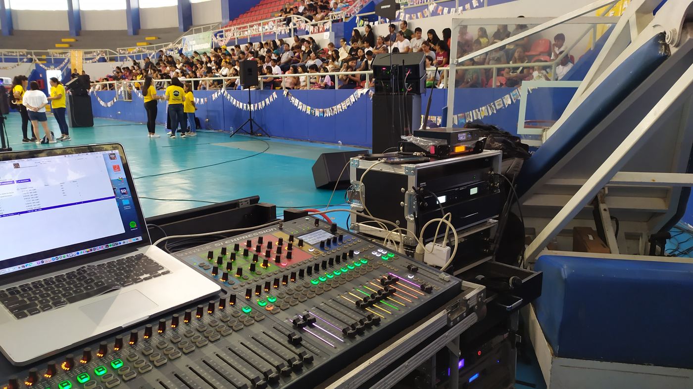 Evento corporativo con equipo de sonido AV Sonido 6